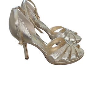 Nina Women's Size 6 Champagne Metallic Silver Ankle Strap Leather Heels